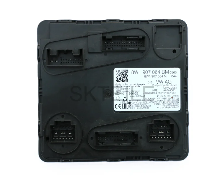 Řídící jednotka centrální elektriky BCM 8W1907064BM