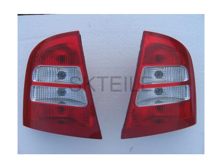 Zadní lampy Octavia I sedan 1U6945095 + 1U6945096