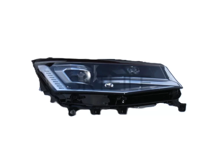 Pravý LED světlomet IQ.LIGHT kompletní T7 Transporter/Multivan 7T1941082B